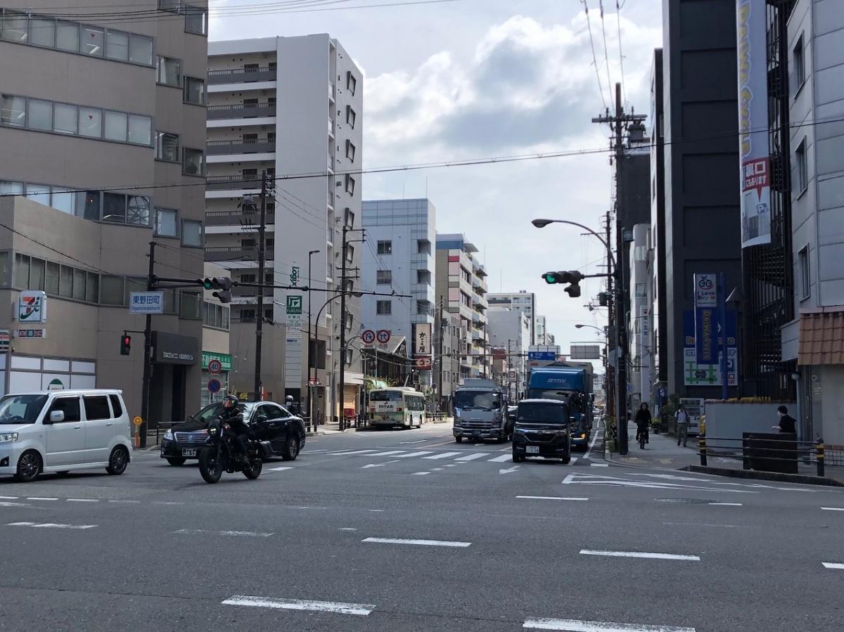 大阪シティバスの東野田下車です。